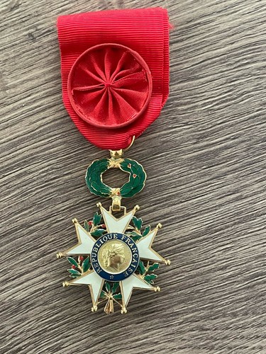 Ancienne médaille militaire