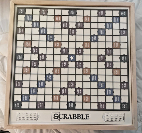 Scrabble luxe edition maple - scrabble,