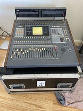 Yamaha 02r Digital Mixer With Meter Bridge. Woodgrain Finish
