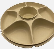 Tupperware Storage Container, Divided Veggie Relish Party Tray with Lid 1665-5