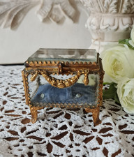 ANCIENNE BOITE A BIJOUX