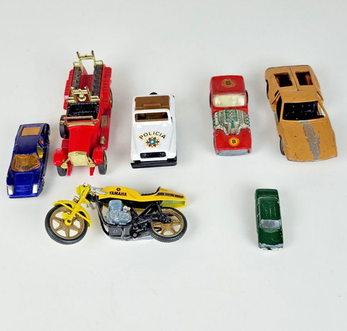 Lot véhicules miniatures - lot,