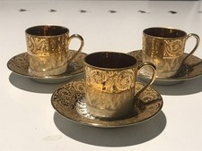 3 ANCIENNES TASSES À CAFÉ