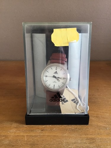 Montre vintage adidas neuve - montre,