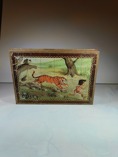 Ancien jeu cubes en - de, 24