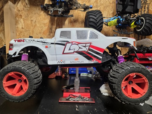 Rare losi tenacity m t - tenacity, m/t