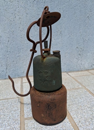 Ancienne lampe carbure - ancienne, à
