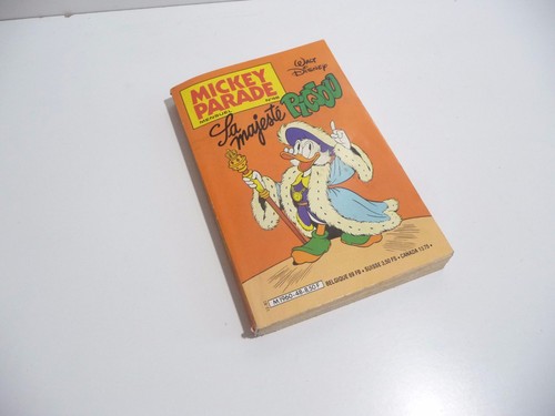 Dec15 mickey parade n - ,