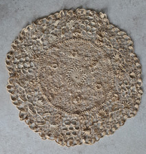 A21 Ancien napperon style dentelle aux points d’Irlande, début XX°