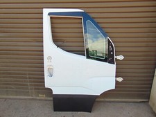 Iveco Daily door 14-19 Drivers right front White + Hinges quarter glass