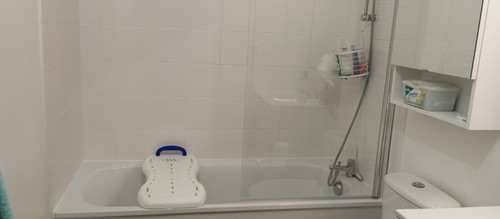 Salle bain baignoire roca - de,