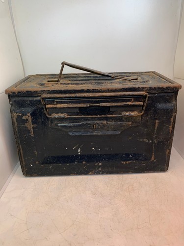 Ancienne caisse militaire - ancienne, us