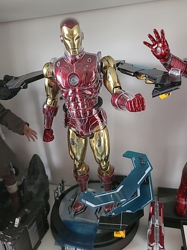Hot toys cms08d38 marvel - toys,