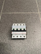 Legrand DX³ 6000 C16 –