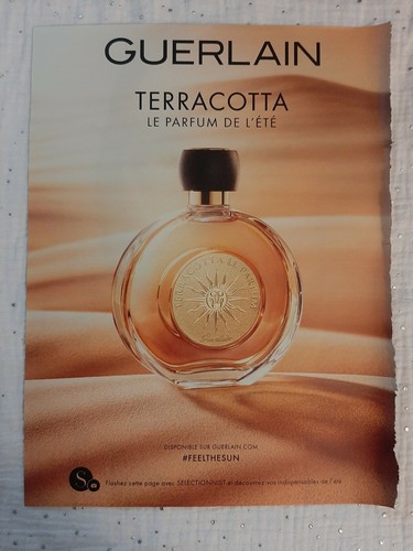 Publicité papier parfum - publicité,