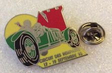 pin's vintage automobile