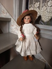 Belle Poupée Unisfrance 71