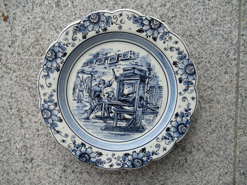 Assiette murale faïence - assiette,