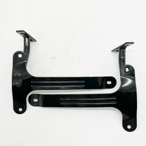 Front fender bracket right - bracket,