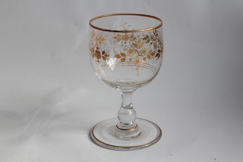 Ancien verre pied - verre, à