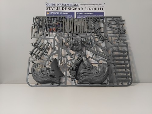 Statue sigmar ecroulée - sigmar,