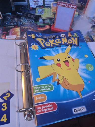 Lot classeur pokemon magasine - classeur,