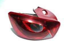 FEU ARRIERE GAUCHE 6J4945095H