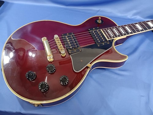 Guitare - by, gibson)