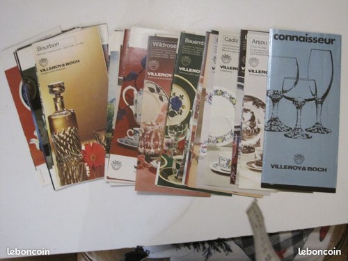 Lot depliants de modeles - de,