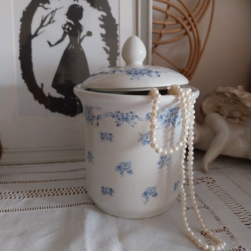 Ancien grand pot couvert - grand,