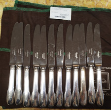 Lot 12 Couteaux A Entremets