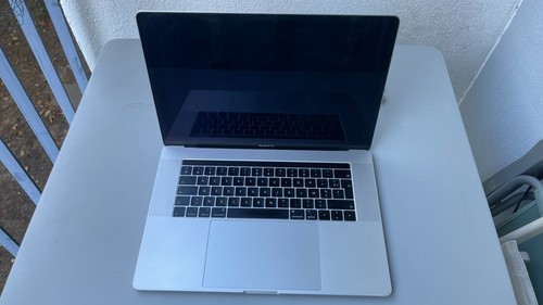 Macbook pro a1990 - pro,