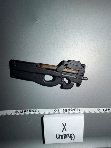Scale modern era fn p90 - 1/6,