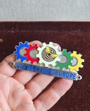 NICE VINTAGE ENAMEL SCOOTER BADGE # VESPA CLUB D'EUROPE