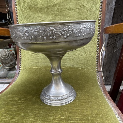 Ancienne coupe fruits - coupe, sur