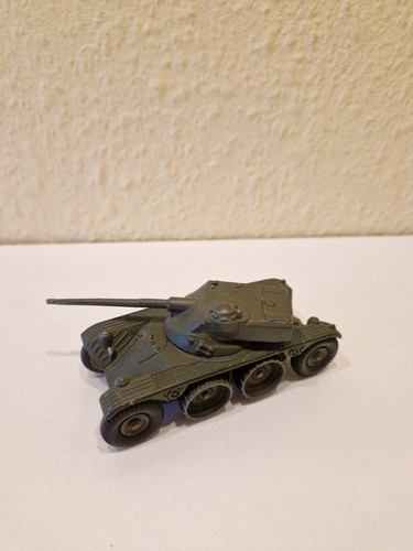 Dinky toys meccano 827 - toys, panhard