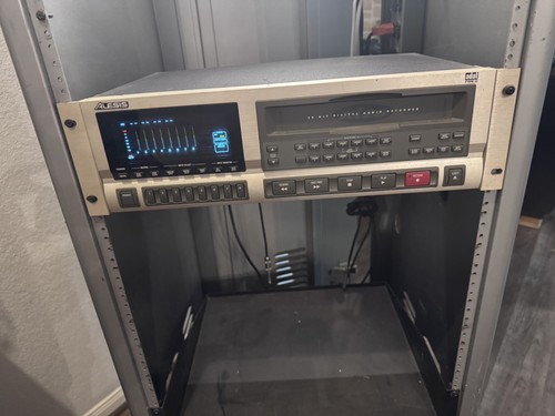 Alesis xt20 bit - xt20, 8-track