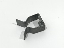 Audi RS2 8C B4 pince de retenue de câble bowden de poignée de porte 893837073