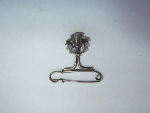 Belle broche patriotique - , en
