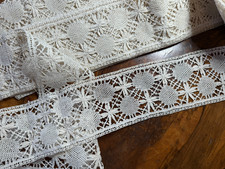 DENTELLE  ANCIENNE -Large