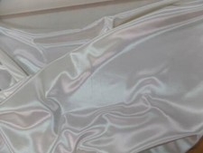 Tissu très beau satin viscose