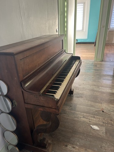 Piano droit ancien bois - droit,