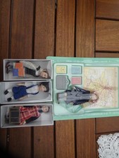 POUPEE FIGURINE L'ECOLE DE MON