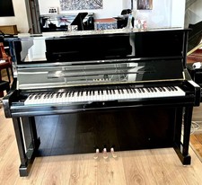 Yamaha U1 Upright Piano 48"