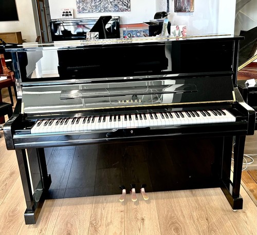 Yamaha upright piano - u1,