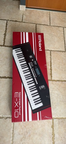 Synthétiseur roland - synthétiseur,