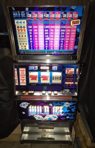 Igt machine sous - a, rouleaux