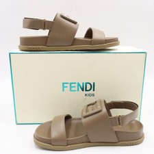 Fendi Kids Sandalo Touch Strap Sandals in Rock - EU Size 35 (JMR458 ALJK F1NK8)
