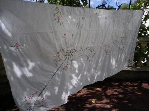 Une grande nappe coton - une,