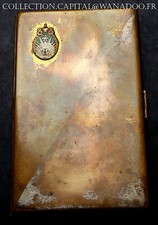 Etui à cigarettes 13°Régiment de Dragons Parachutistes, avec l'insigne. Métal